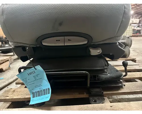 KENWORTH T880 Seat, Front