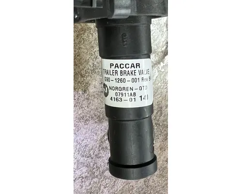 KENWORTH T880 Switch, misc 