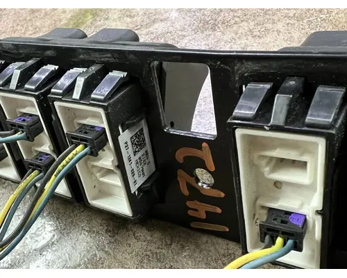 KENWORTH T880 Switch, misc 