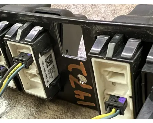 KENWORTH T880 Switch, misc 