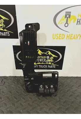 KENWORTH T880 Switch, misc 