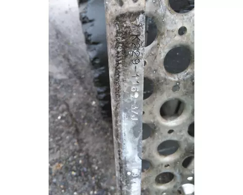 KENWORTH T880 TANK STEP