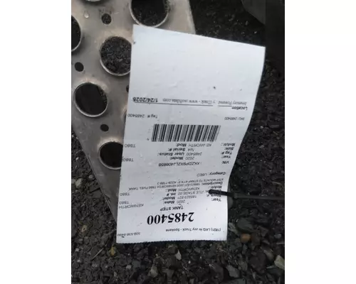 KENWORTH T880 TANK STEP