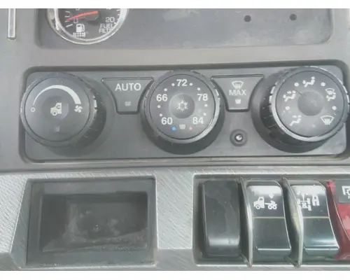 KENWORTH T880 TEMPERATURE CONTROL