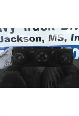 KENWORTH T880 TEMPERATURE CONTROL