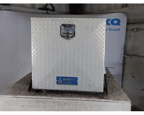 KENWORTH T880 TOOL BOX