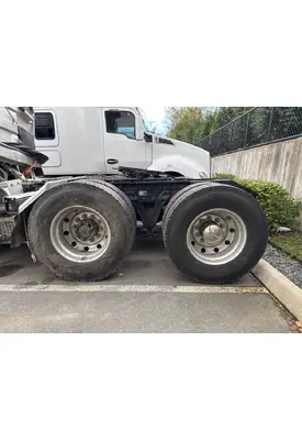 KENWORTH T880 Tire and Rim