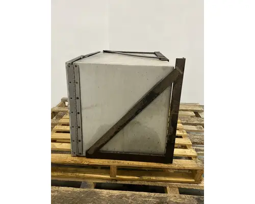 KENWORTH T880 Tool Box