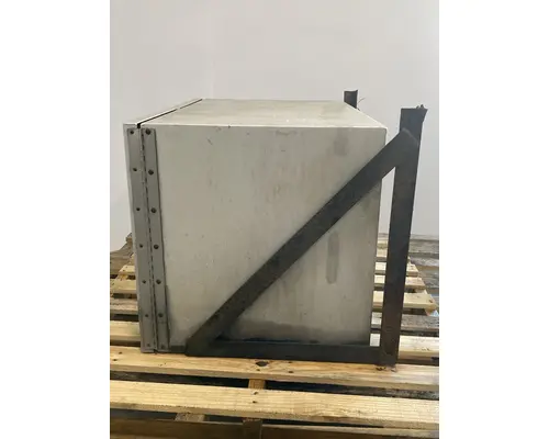 KENWORTH T880 Tool Box