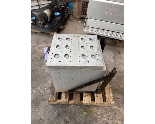 KENWORTH T880 Tool Box