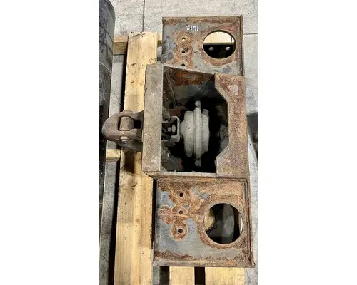 KENWORTH T880 Trailer Hitch