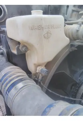 KENWORTH T880 WINDSHIELD WASHER RESERVOIR