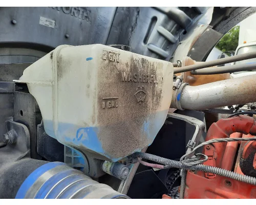 KENWORTH T880 WINDSHIELD WASHER RESERVOIR