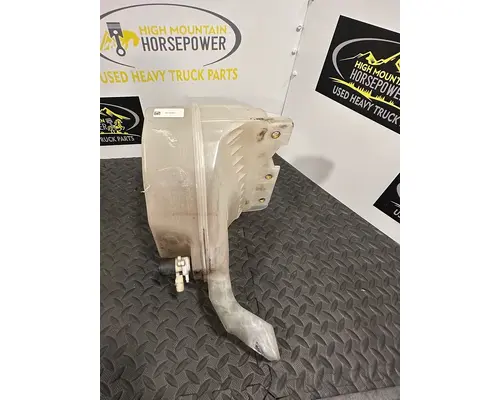 KENWORTH T880 Windshield Washer Reservoir