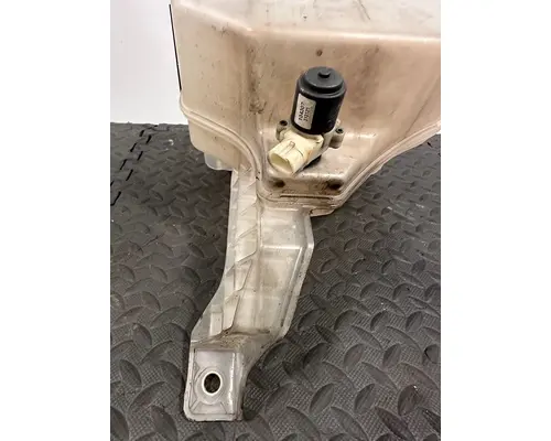 KENWORTH T880 Windshield Washer Reservoir