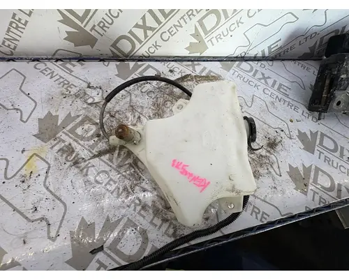KENWORTH T880 Windshield Washer Reservoir