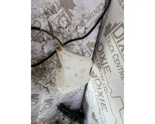KENWORTH T880 Windshield Washer Reservoir