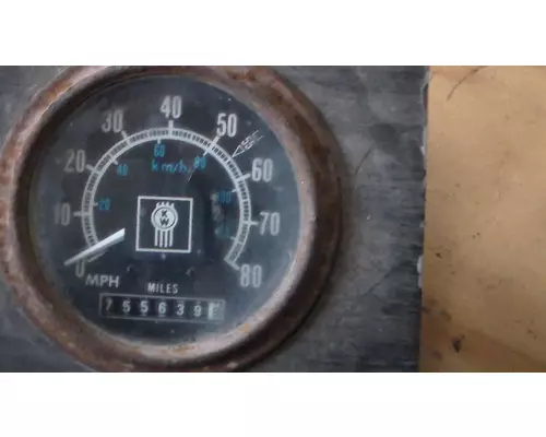 KENWORTH W900_K152-293-2 Speedometer