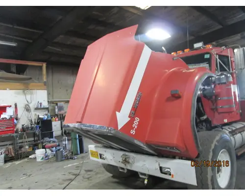 KENWORTH W900A 1974-1985 HOOD