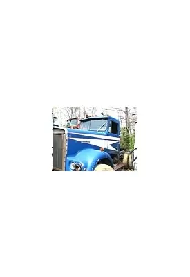 KENWORTH W900A Cab Clip