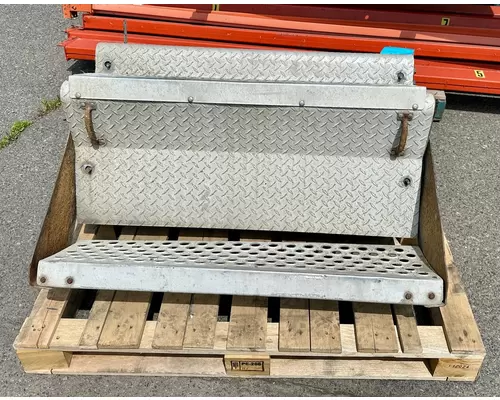 KENWORTH W900B Battery Box