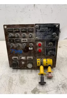 KENWORTH W900B Dash / Console Switch