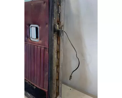 KENWORTH W900B Door Assembly, Front