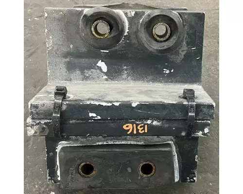 KENWORTH W900B Engine Mounts