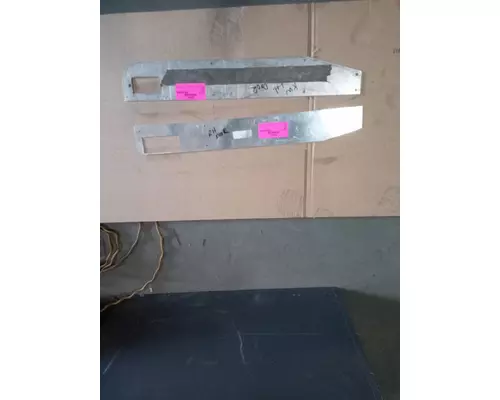 KENWORTH W900L Body Parts, Misc.