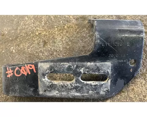 KENWORTH W900L Brackets, Misc.