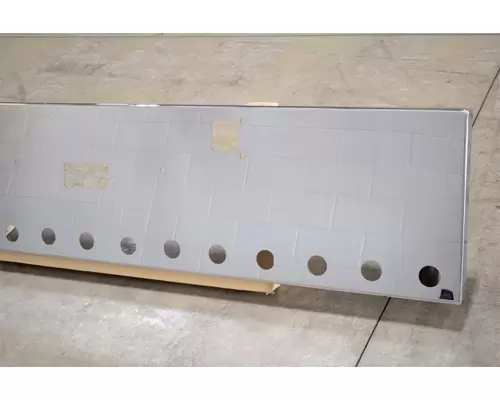 KENWORTH W900L Bumper Assembly, Front