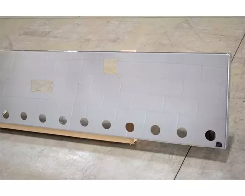 KENWORTH W900L Bumper Assembly, Front