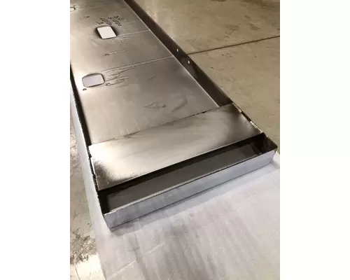 KENWORTH W900L Bumper Assembly, Front