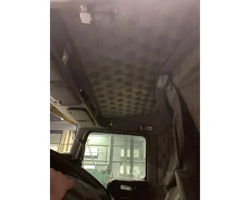 KENWORTH W900L Cab Mount