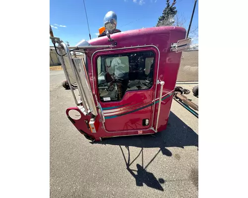 KENWORTH W900L Cab
