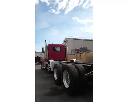 KENWORTH W900L Complete Vehicle