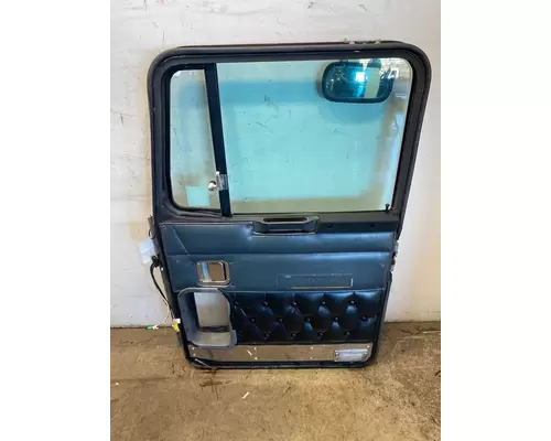 KENWORTH W900L Door Assembly, Front