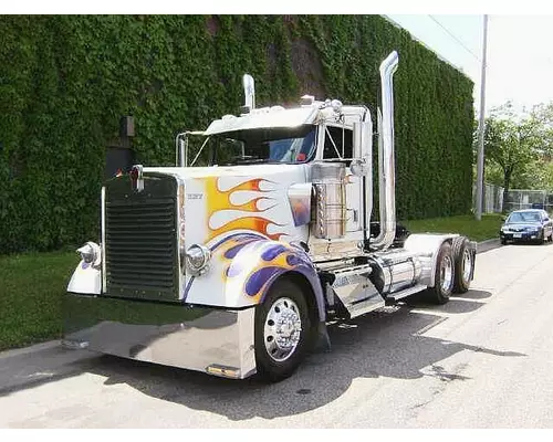 KENWORTH W900L HOOD