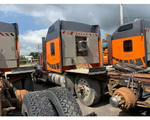 KENWORTH W900L Rebuilders