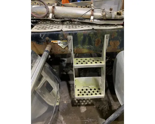 KENWORTH W900L Step