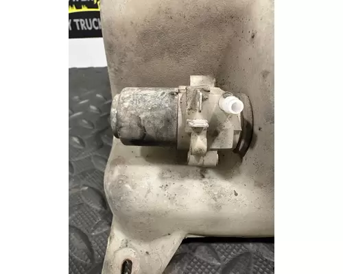 KENWORTH W900L Windshield Washer Reservoir