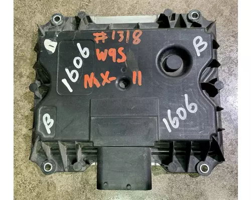 KENWORTH W900S ECM ( DPF, ACM, EGR Maintenance Reminder)