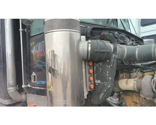 KENWORTH W900 AIR CLEANER
