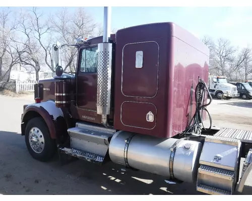 KENWORTH W900 Air Cleaner