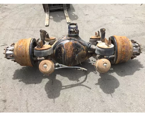 KENWORTH W900 Axle Assembly, Rear