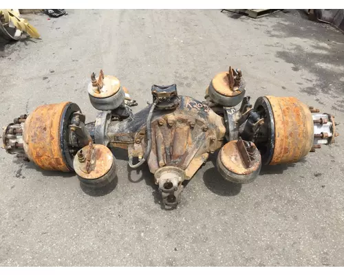 KENWORTH W900 Axle Assembly, Rear