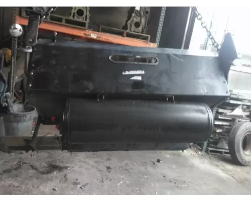 KENWORTH W900 BATTERY BOX