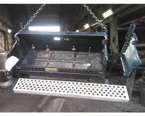 KENWORTH W900 BATTERY BOX