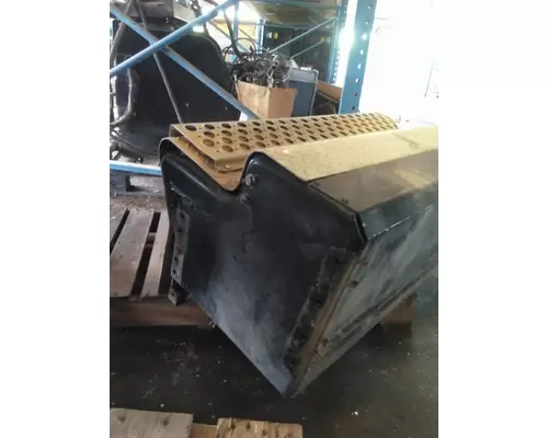 KENWORTH W900 BATTERY BOX