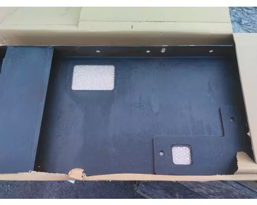KENWORTH W900 BUMPER ASSEMBLY, FRONT